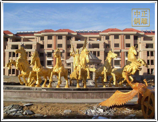 大門口阿波羅戰(zhàn)車雕塑.jpg 大門口阿波羅戰(zhàn)車雕塑.jpg