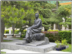 校園魯迅銅雕塑 校園魯迅銅雕塑